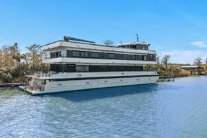 Shine Down 120ft Breaux Brothers Yacht For Sale