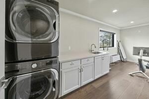 Shine Down 120ft Breaux Brothers Yacht For Sale