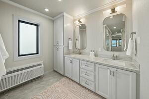 Shine Down 120ft Breaux Brothers Yacht For Sale