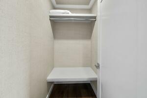 Shine Down 120ft Breaux Brothers Yacht For Sale