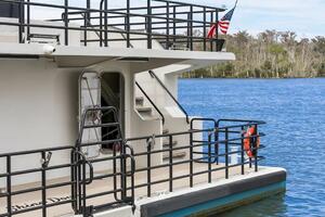 Shine Down 120ft Breaux Brothers Yacht For Sale