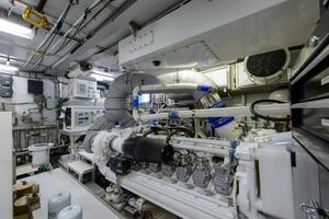 SILVER SEAS 107ft Burger Yacht For Sale