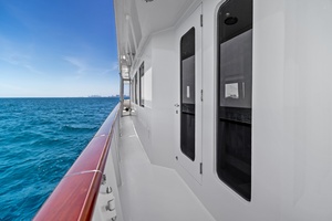 SILVER SEAS 107ft Burger Yacht For Sale
