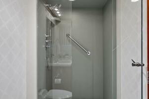 SILVER SEAS 107ft Burger Yacht For Sale