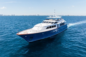 SILVER SEAS 107ft Burger Yacht For Sale