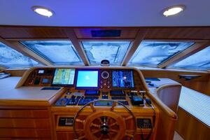 SILVER SEAS 107ft Burger Yacht For Sale