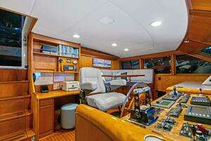 1998 Burger Raised Pilothouse thumbnail 18
