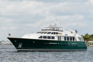SILVER SEAS 107ft Burger Yacht For Sale