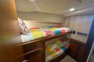 2004 Cabo 48 Flybridge thumbnail 27