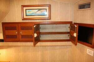2004 Cabo 48 Flybridge thumbnail 26