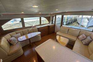 2004 Cabo 48 Flybridge thumbnail 8