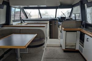 43ft Bayliner Yacht For Sale