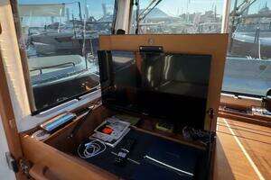 2025 Targa 37 Flybridge thumbnail 39