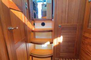 2025 Targa 37 Flybridge thumbnail 43