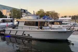 2025 Targa 37 Flybridge thumbnail 3