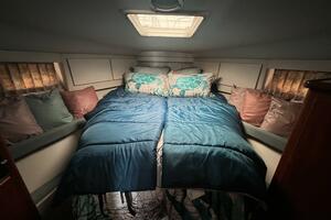 Sun Bun 37ft Carver Yacht For Sale