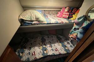 Sun Bun 37ft Carver Yacht For Sale