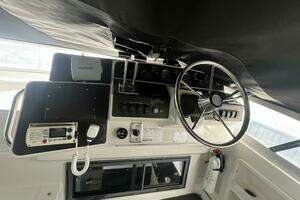 1994 Carver 370 Voyager thumbnail 18