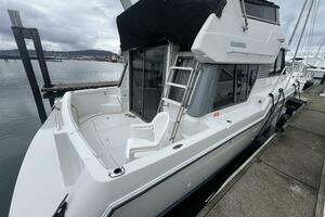 Sun Bun 37ft Carver Yacht For Sale