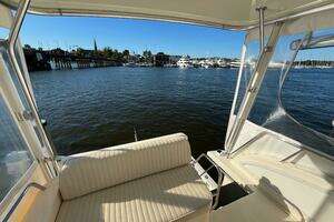 2006 Sabreline 36 Flybridge thumbnail 15