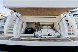 2022 Custom Line Navetta 37 thumbnail 24