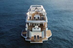 89FT (27.28M) LADENSTEIN