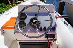 2004 Lazzara Yachts 80 SL thumbnail 69