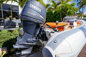 2004 Lazzara Yachts 80 SL thumbnail 70