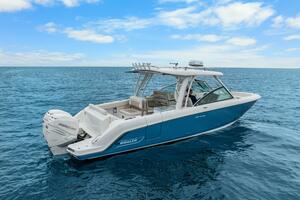 32ft Boston Whaler Yacht For Sale