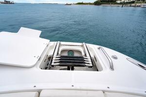 32ft Boston Whaler Yacht For Sale