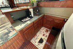 1989 Viking 45 Convertible thumbnail 24