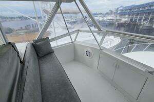 1989 Viking 45 Convertible thumbnail 19