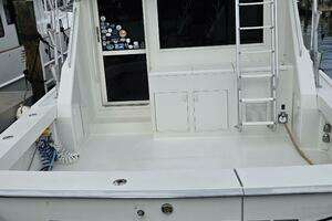 1989 Viking 45 Convertible thumbnail 9