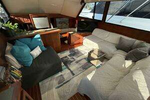 1989 Viking 45 Convertible thumbnail 25