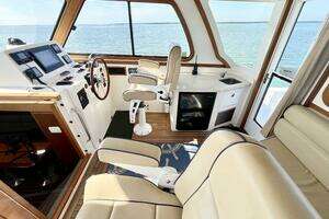 2006 Sabre 38 Hard Top Express thumbnail 20