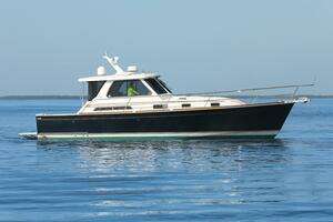 2006 Sabre 38 Hard Top Express thumbnail 3