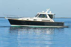 2006 Sabre 38 Hard Top Express thumbnail 1