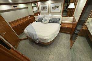 2003 Bertram 67 Convertible thumbnail 27