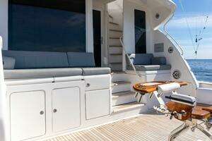 2003 Bertram 67 Convertible thumbnail 12