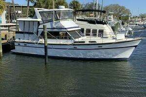 1987 President 41 Double Cabin Motor Yacht thumbnail 1