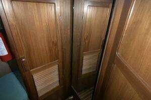 1987 President 41 Double Cabin Motor Yacht thumbnail 61