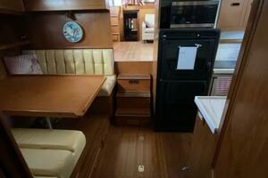 MAKIN MEMORIES 41ft President Yacht For Sale