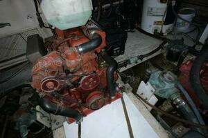 1987 President 41 Double Cabin Motor Yacht thumbnail 73