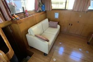 MAKIN MEMORIES 41ft President Yacht For Sale