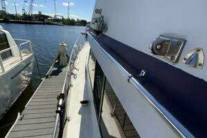 1987 President 41 Double Cabin Motor Yacht thumbnail 82