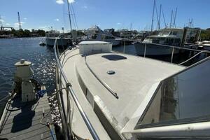 MAKIN MEMORIES 41ft President Yacht For Sale