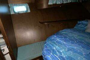 1987 President 41 Double Cabin Motor Yacht thumbnail 56