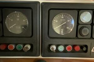 MAKIN MEMORIES 41ft President Yacht For Sale