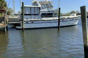 1987 President 41 Double Cabin Motor Yacht thumbnail 2