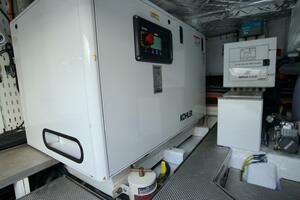 56FT (17.07M) UNIESSE